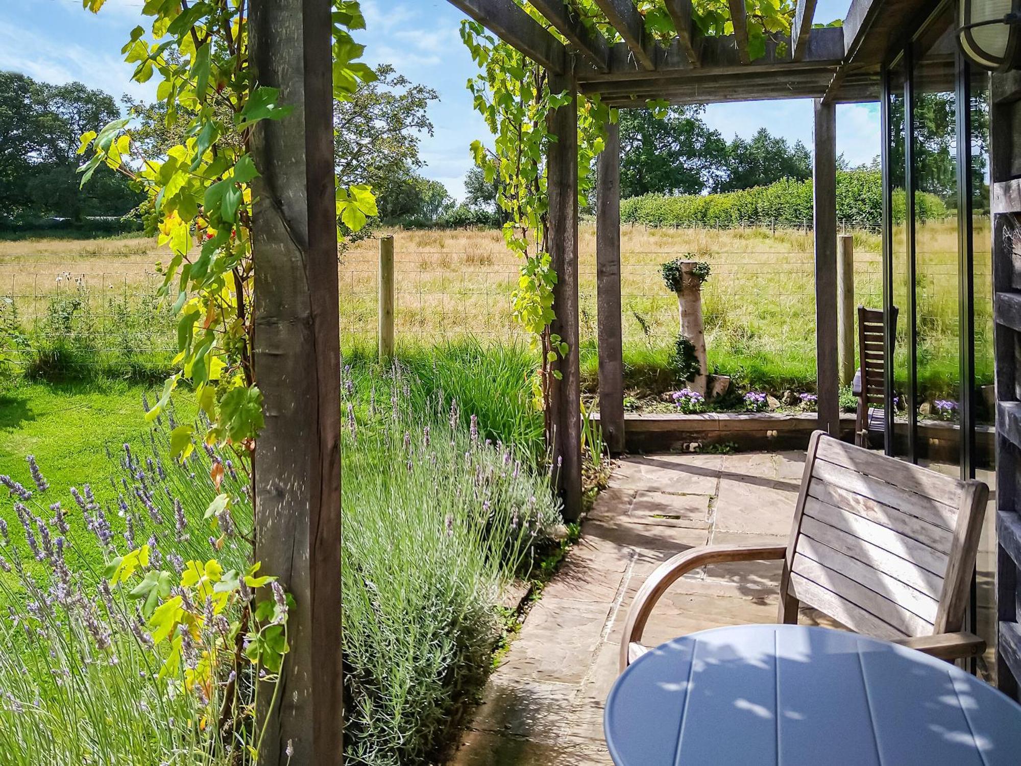 Wrens Nest Villa Chippenham  Kültér fotó